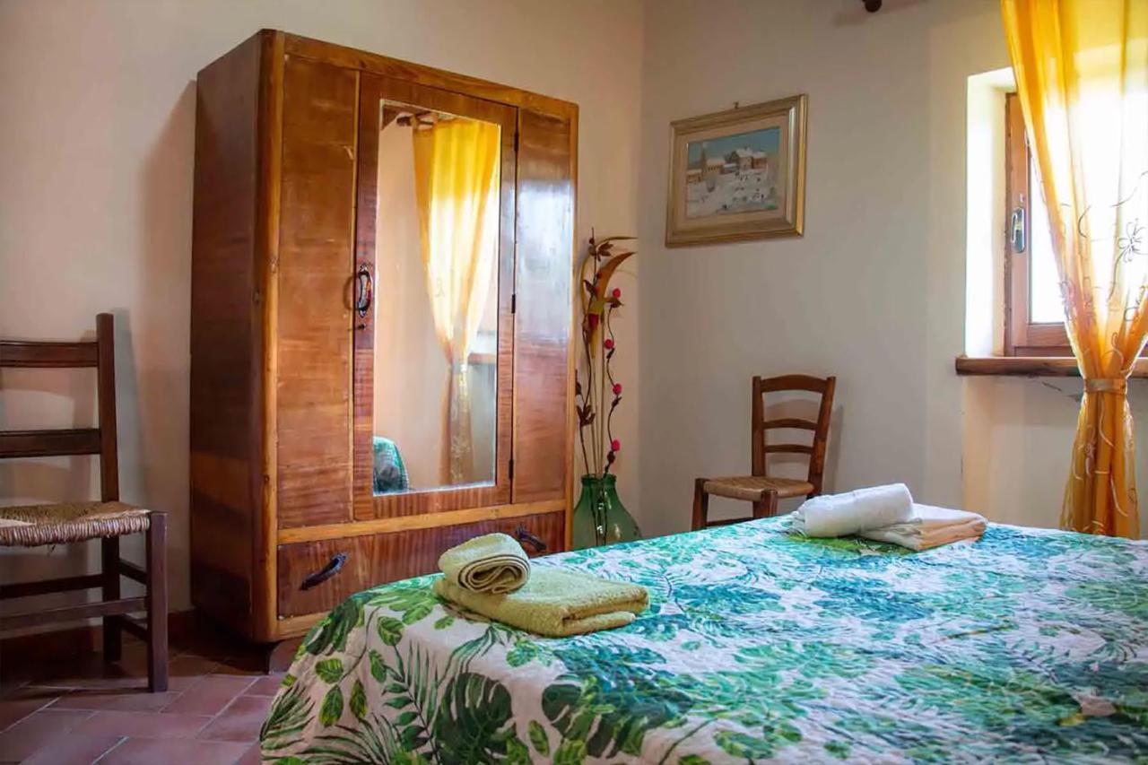 Agriturismo Con Piscina In Toscana, Tribbiano 아레초 외부 사진